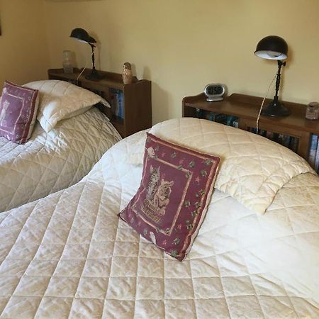 Castle Farmhouse Bed And Breakfast Glenfield Esterno foto