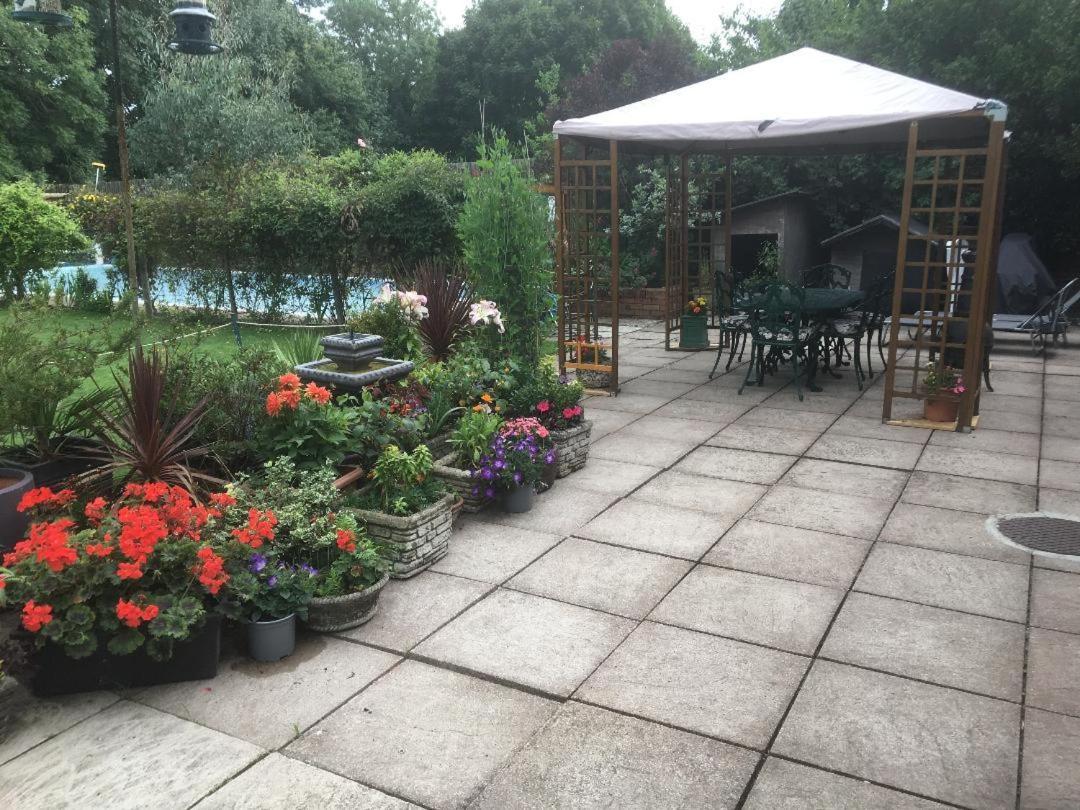 Castle Farmhouse Bed And Breakfast Glenfield Esterno foto