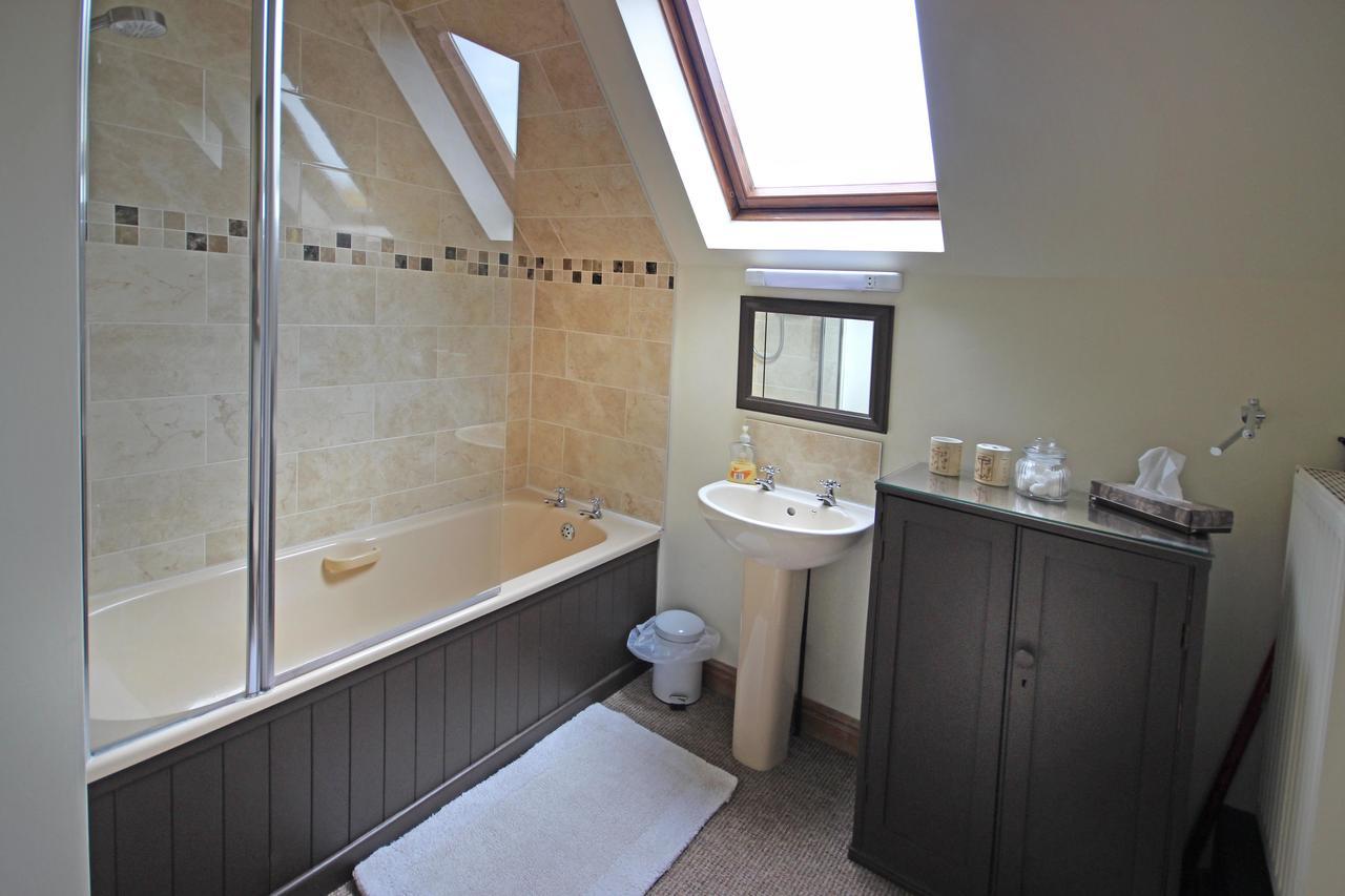 Castle Farmhouse Bed And Breakfast Glenfield Esterno foto