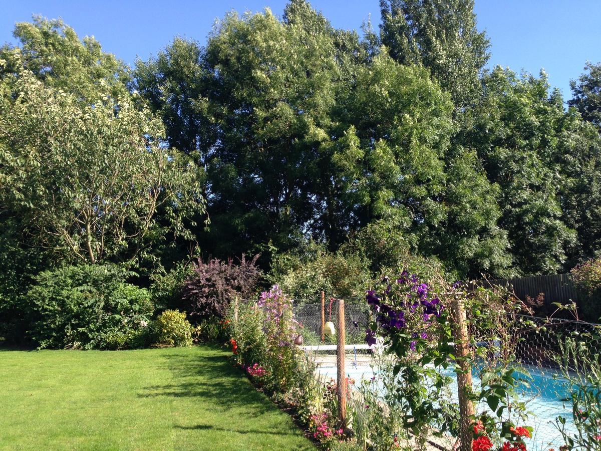Castle Farmhouse Bed And Breakfast Glenfield Esterno foto