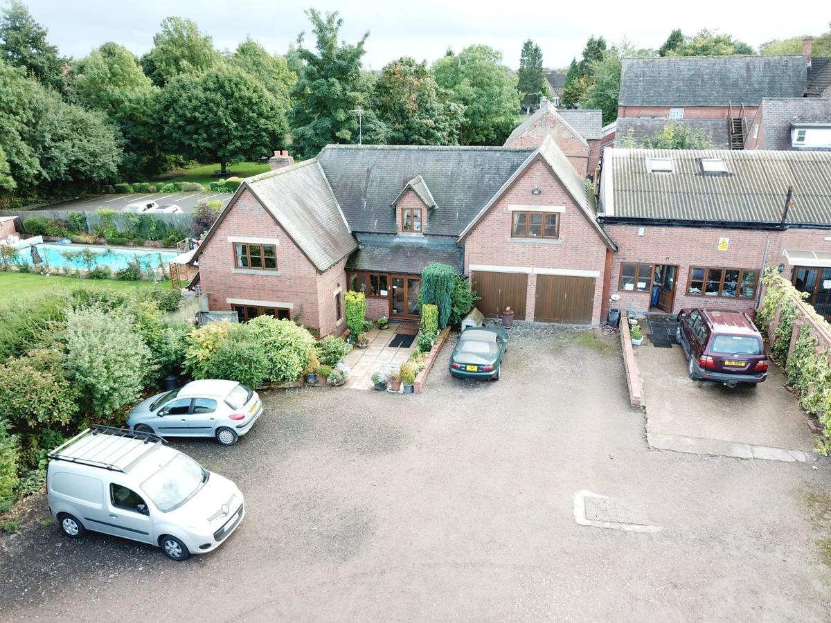 Castle Farmhouse Bed And Breakfast Glenfield Esterno foto